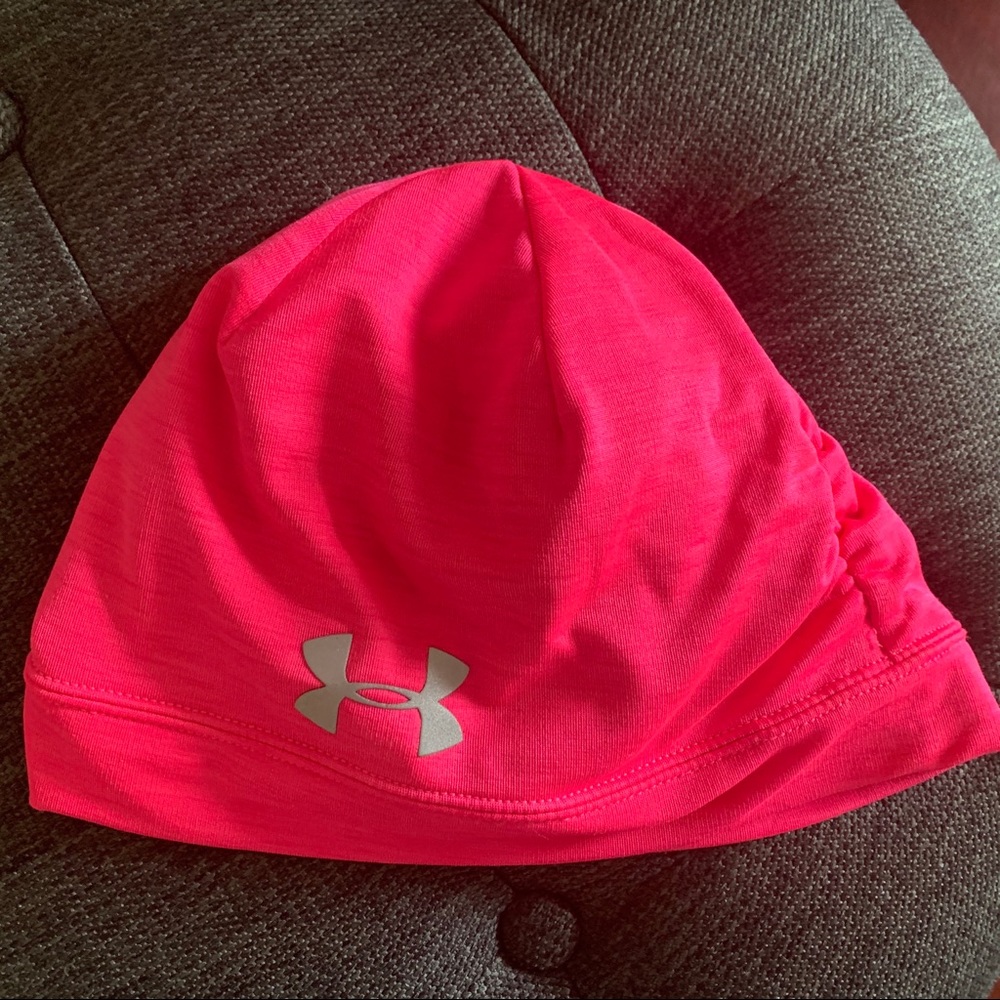 COPY - Under Armour Running Cap. Hot pink